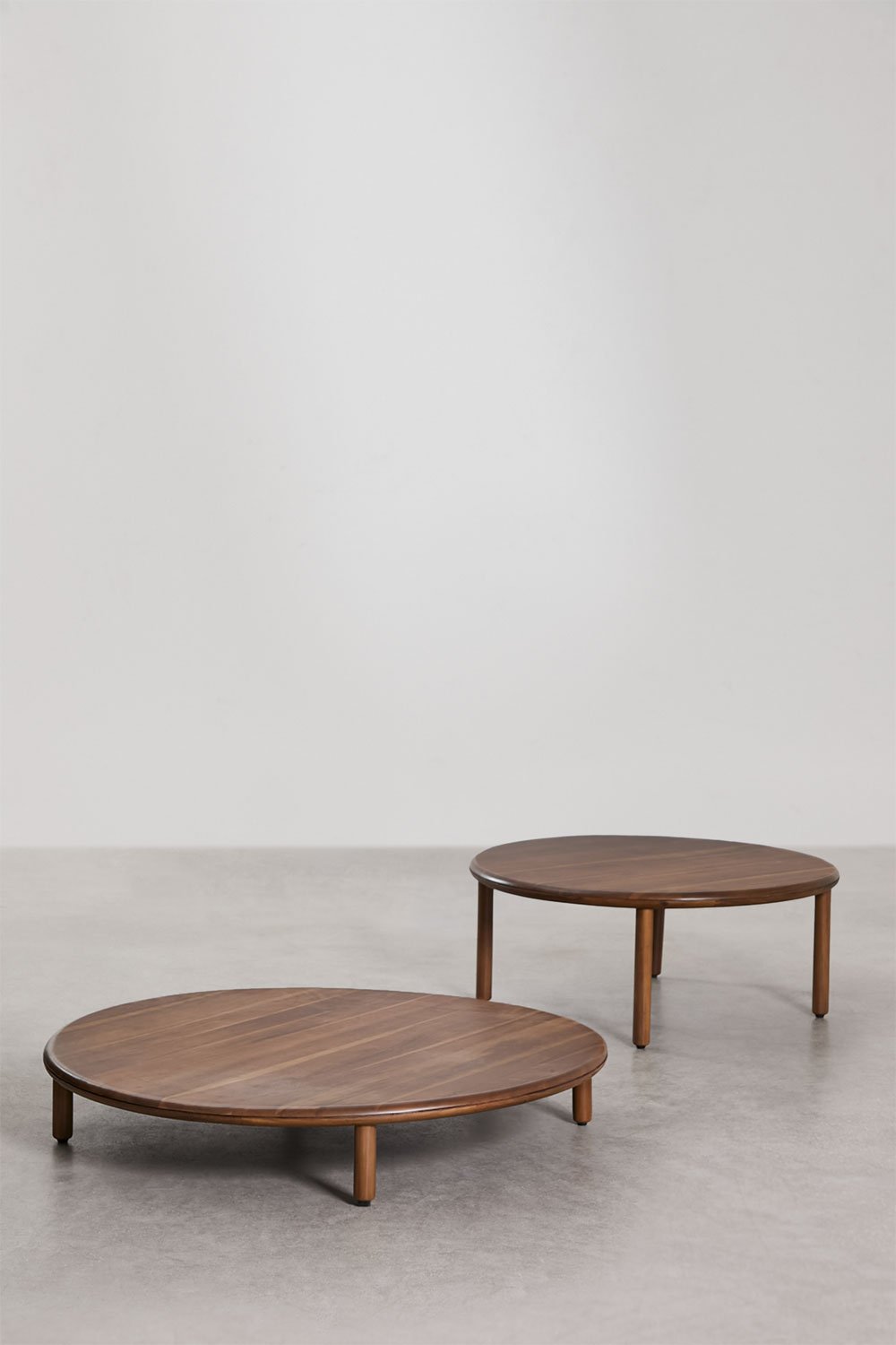 Set of 2 round coffee tables in Olivia acacia wood, gallery image 1