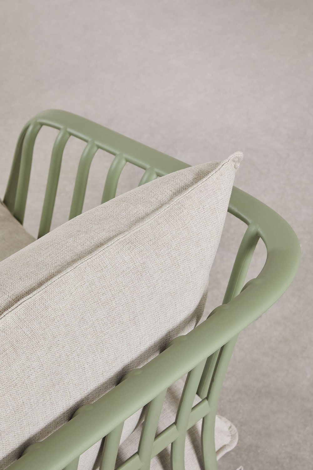 Pack of 2 garden armchairs in steel and polypropylene Aradina, gallery image 4