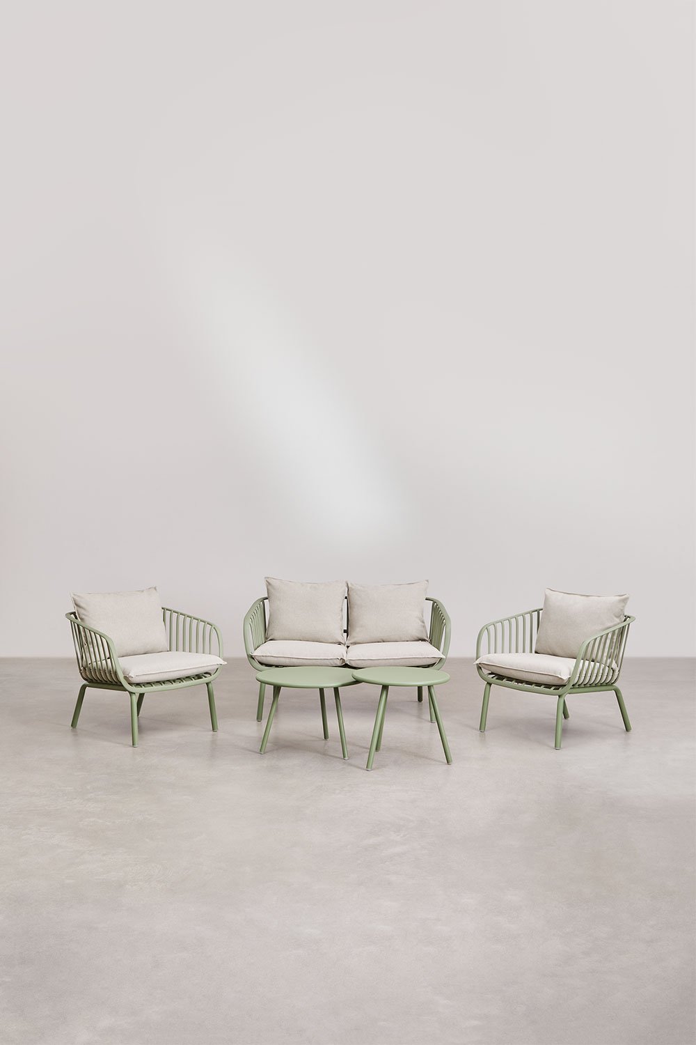 Garden set with 2-seater sofa, 2 armchairs and 2 coffee tables in iron and Aradina polypropylene, gallery image 2