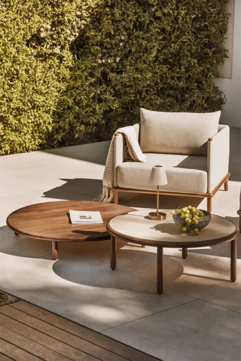 Set of 2 round garden coffee tables in Olivia acacia wood