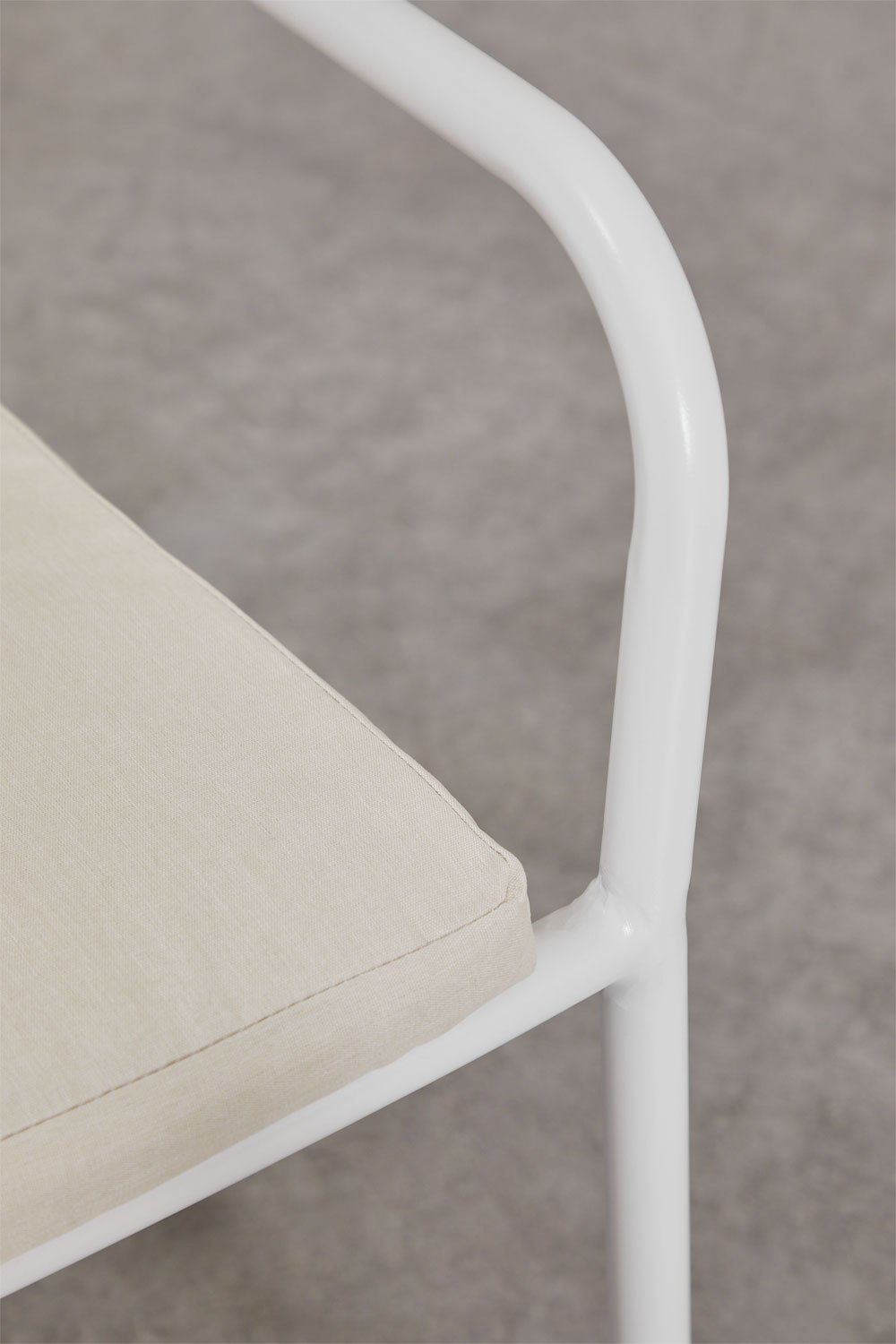 Stackable dining chair pack of 4 with aluminum armrests Alberta, gallery image 5