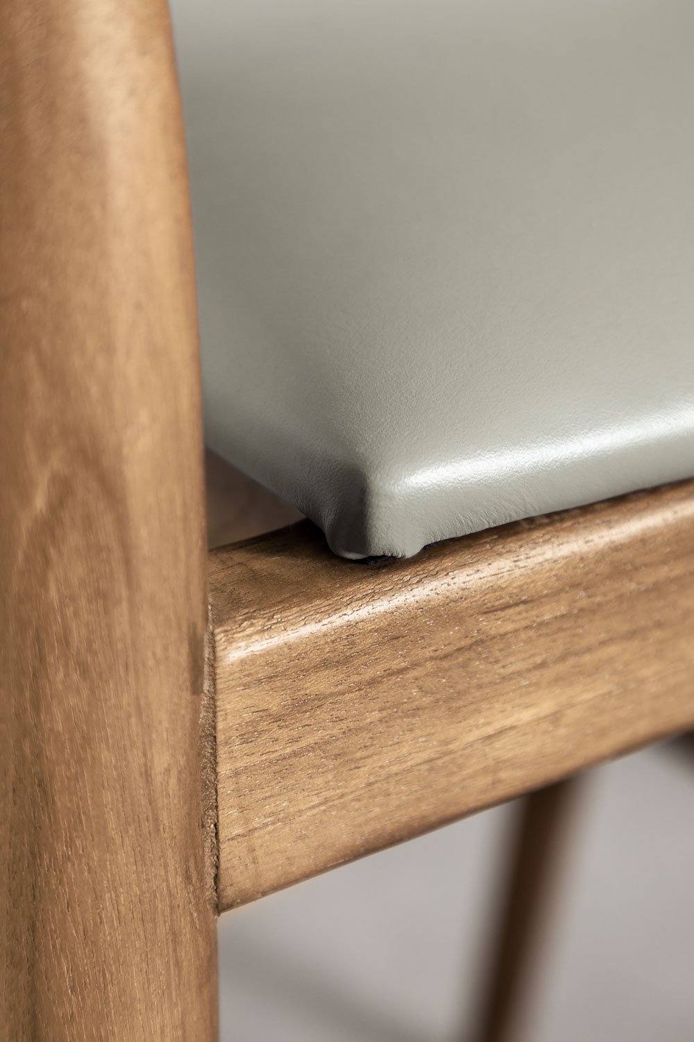 Pack of 2 Visby leather high stools (70 cm), gallery image 7