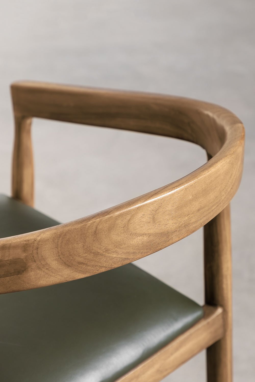 Pack of 4 Visby high leather stools (70 cm), gallery image 5