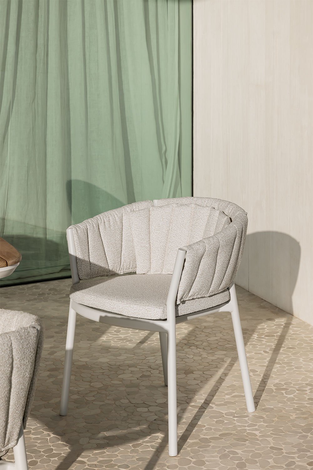 2-pack garden chairs with armrests in aluminum and fabric Roderise, gallery image 1