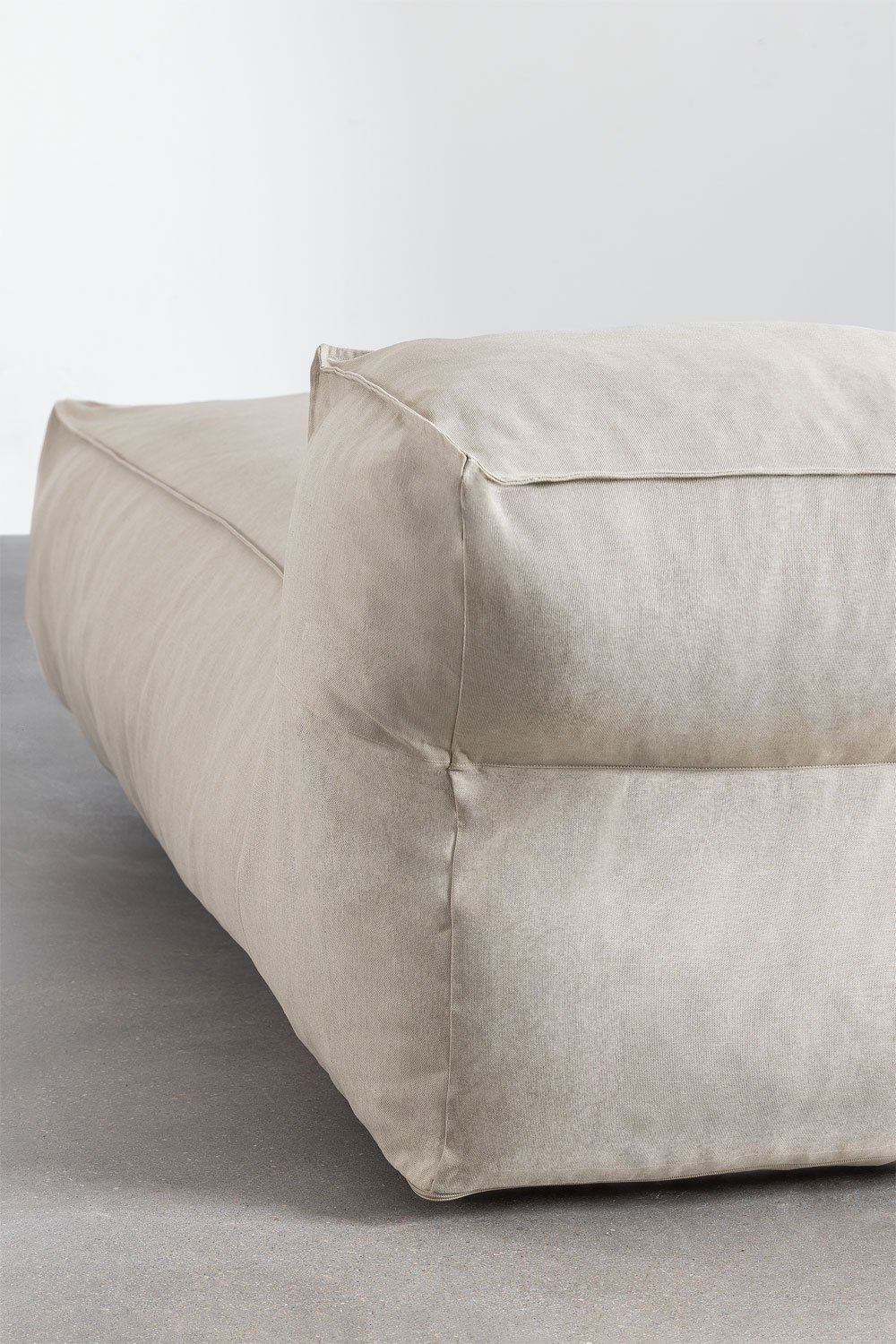 Garden chaise longue in Dojans fabric, gallery image 2