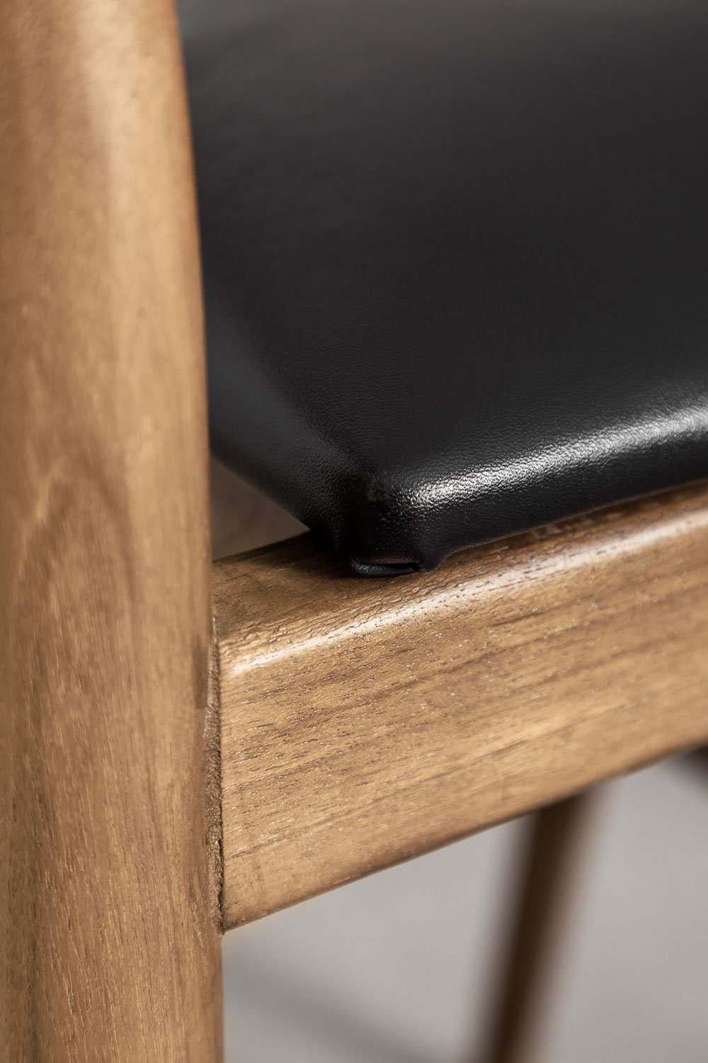 Visby high leather stool (70 cm), gallery image 7