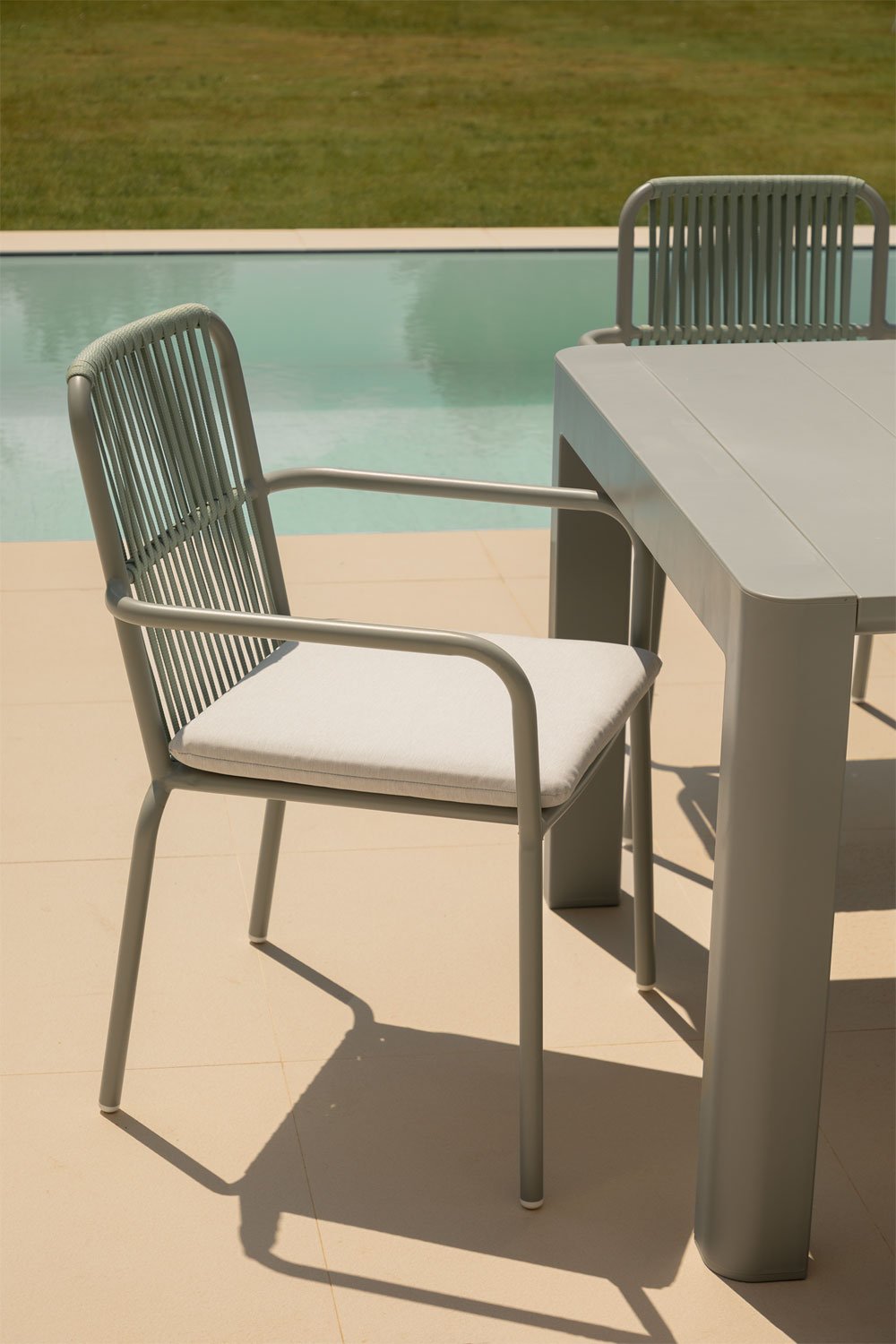 Stackable garden chair with armrests in aluminium Alberta, gallery image 1