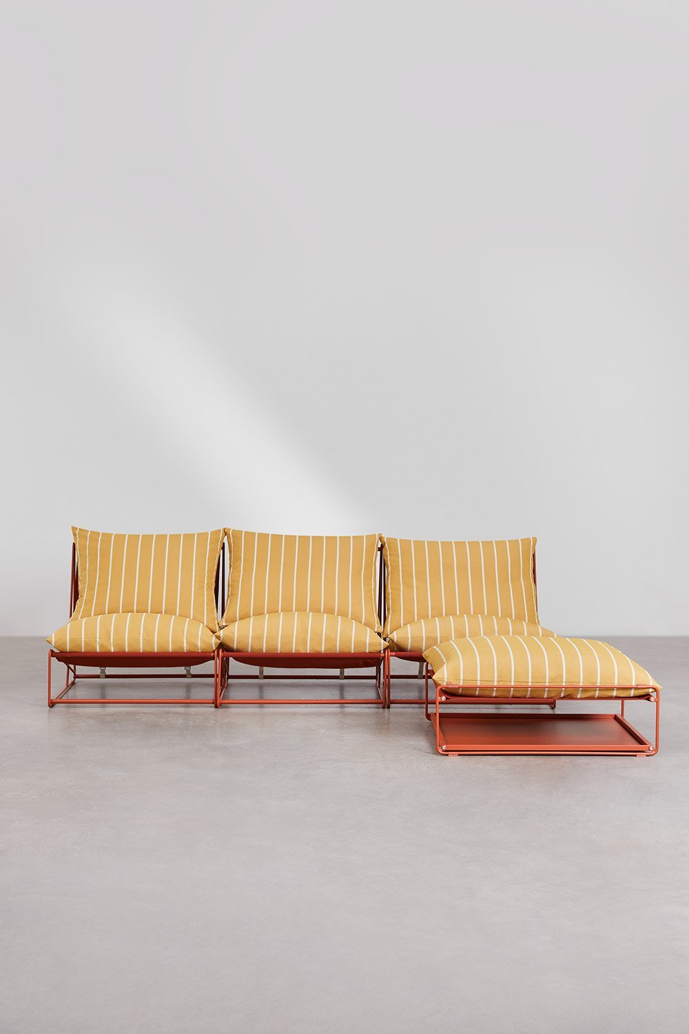 3-piece garden modular sofa and convertible Amaro pouf, gallery image 5