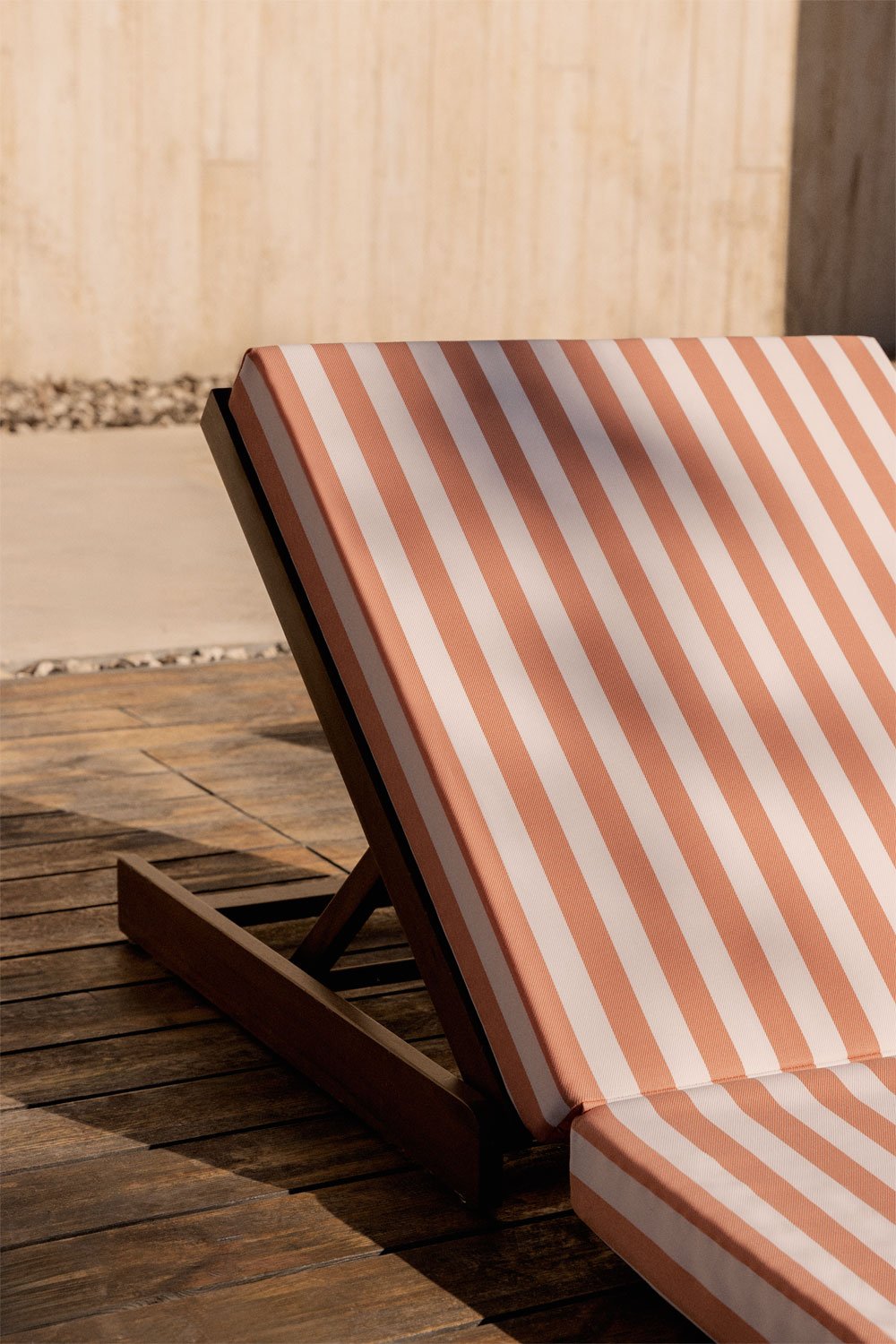 Idaira reclining acacia wood sun lounger, gallery image 2