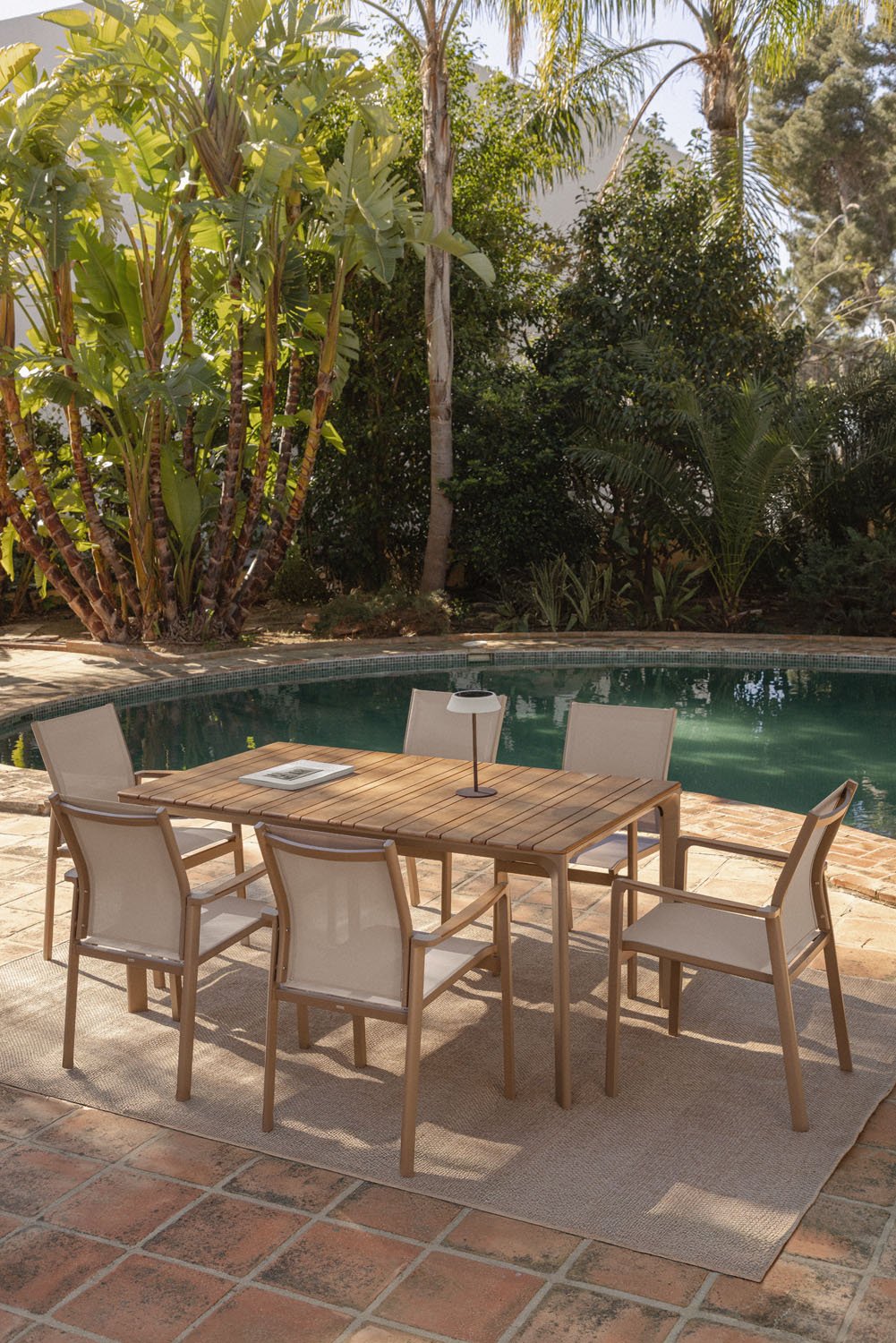 Katiana Rectangular Aluminum and Teak Wood Table Set (160x90 cm) and 6 Elvira Aluminum Garden Chairs, gallery image 1