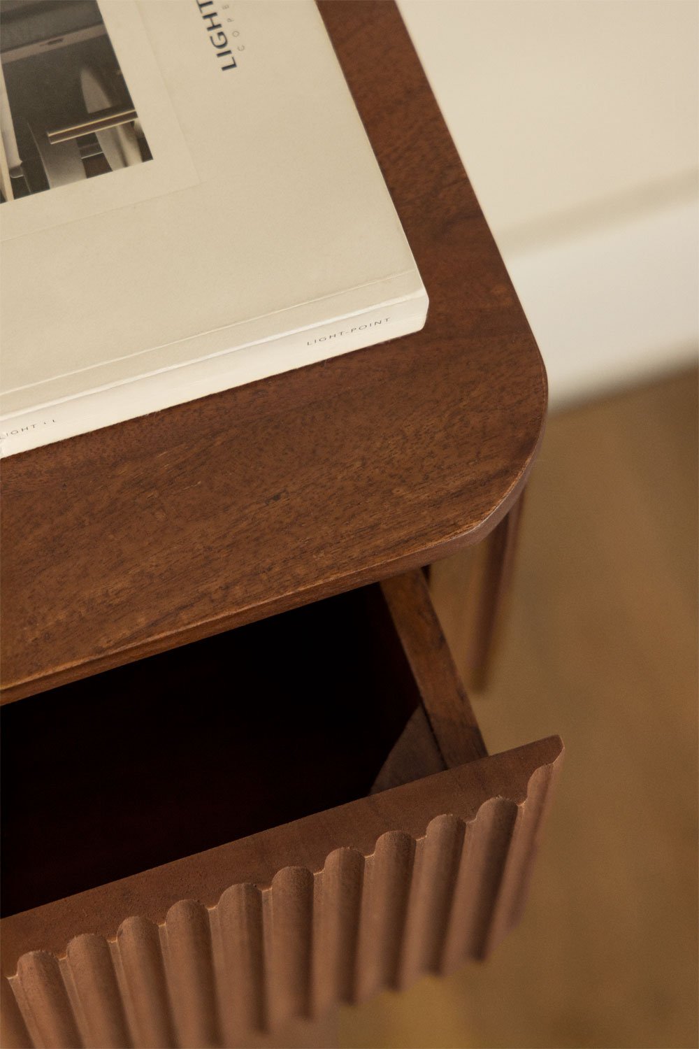 Pack of 2 floating bedside tables 35x30 cm in Biljandi acacia wood, gallery image 2