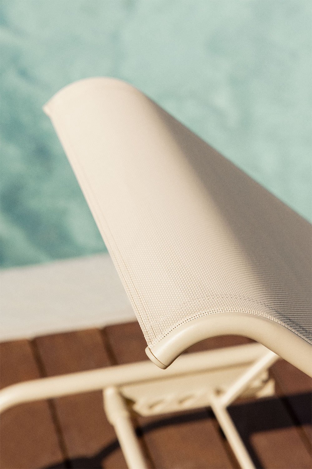 Leyanis aluminium reclining lounger, gallery image 2