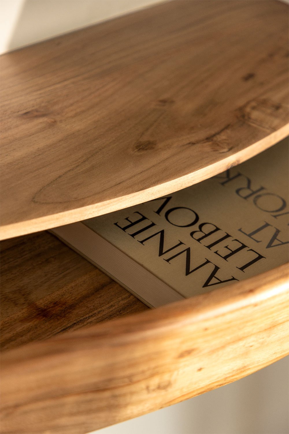 Nireimi acacia wood wall shelf, gallery image 2