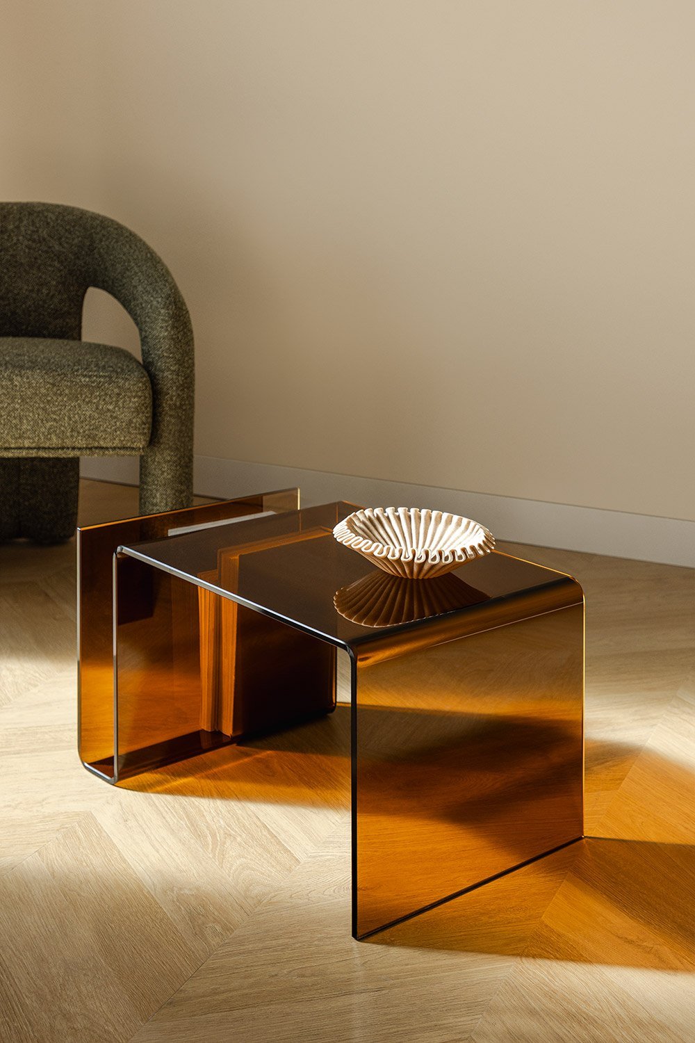 Rectangular side table 40x35 cm in tempered glass Diora, gallery image 3
