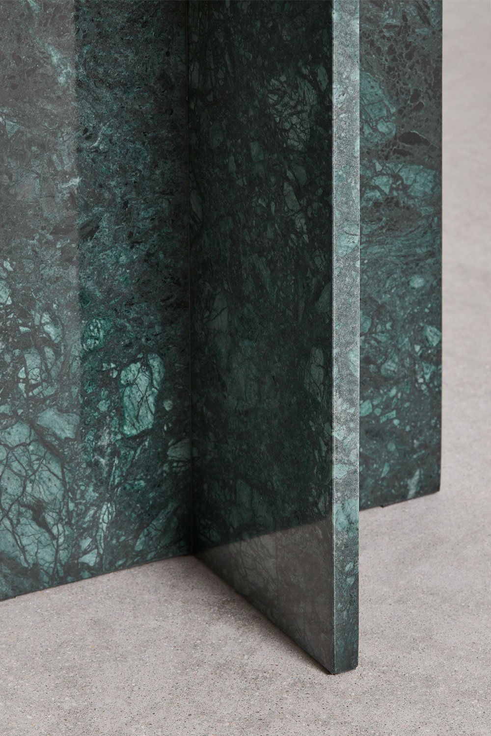 Round bedside table Ø35 cm in Mencia marble, gallery image 6