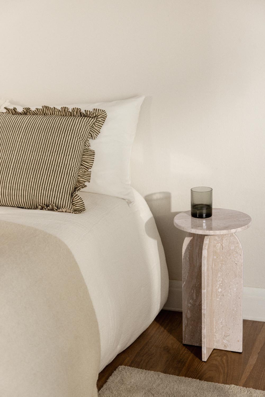 Pack of 2 round bedside tables Ø30 cm in Graham marble, gallery image 1