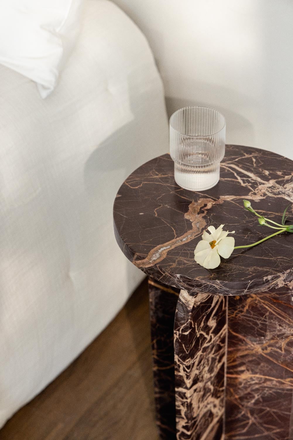 Pack of 2 round bedside tables Ø30 cm in Graham marble, gallery image 2