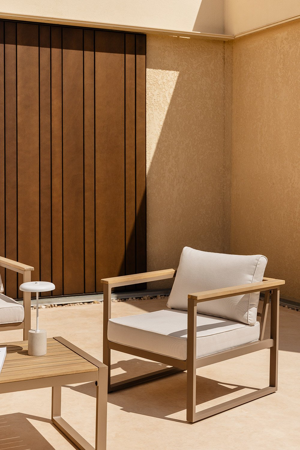 Garden Chair in Aluminum and Acacia Wood Lipov, gallery image 1