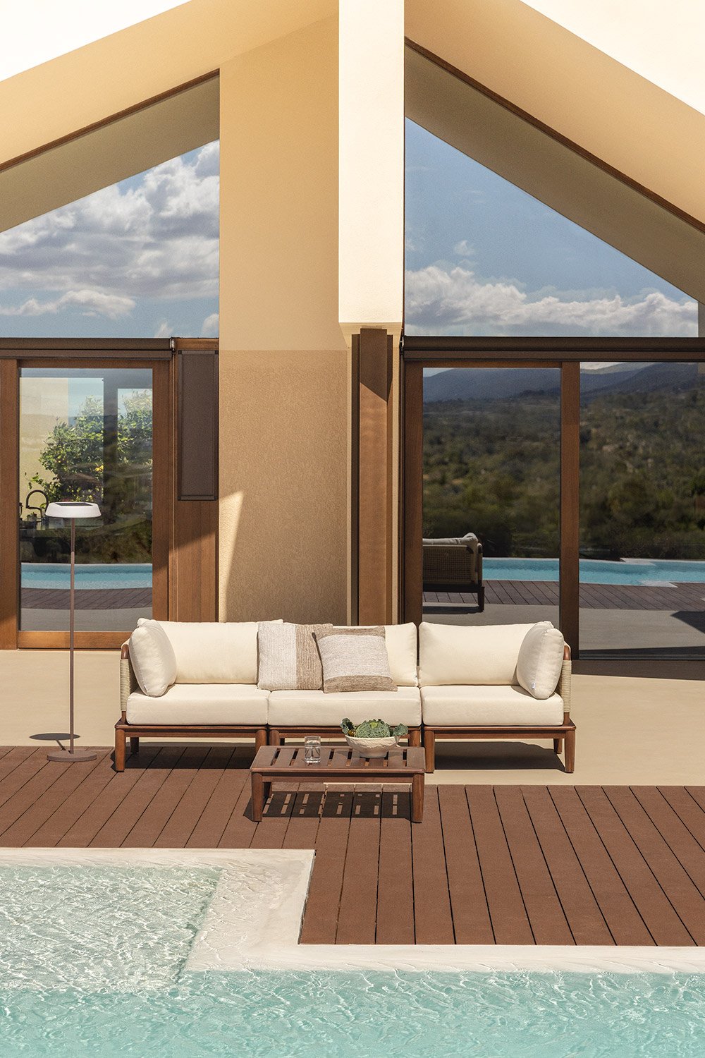 Giulia 3-piece modular garden sofa set with 2 corner armchairs and acacia coffee table, gallery image 1