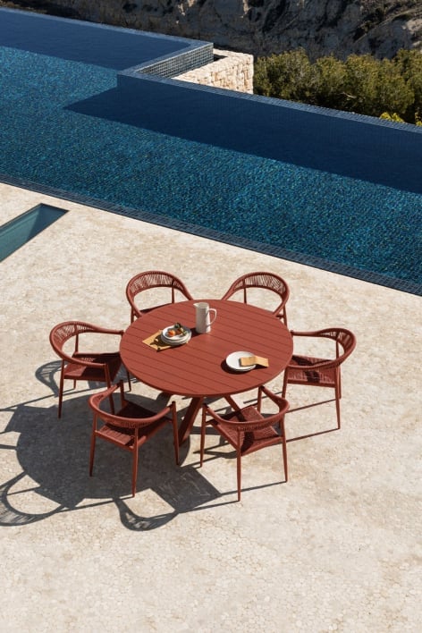 Round extendable table set 145-200x145 cm Barces and 6 stackable garden chairs with armrests in aluminum Amatria