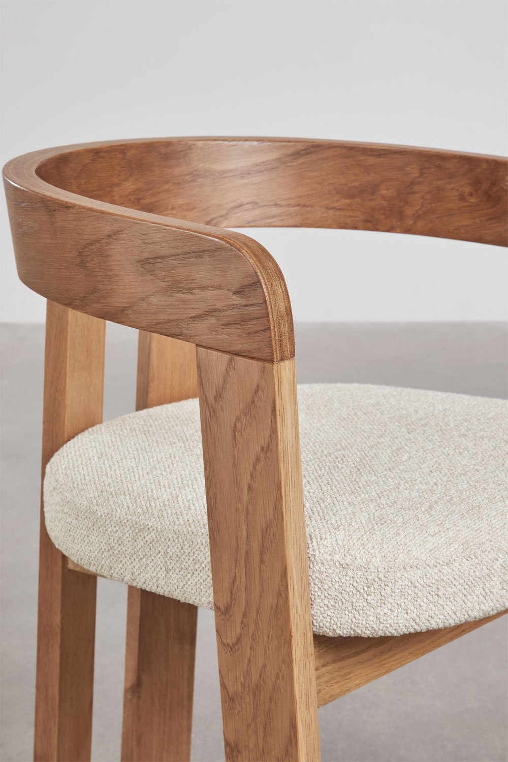 Set of 4 dining chairs with wooden armrests and upholstery Yvone, gallery image 8