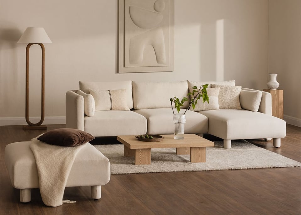 3-piece right-sided chaise longue modular sofa and pouf in Artemisa bouclé fabric