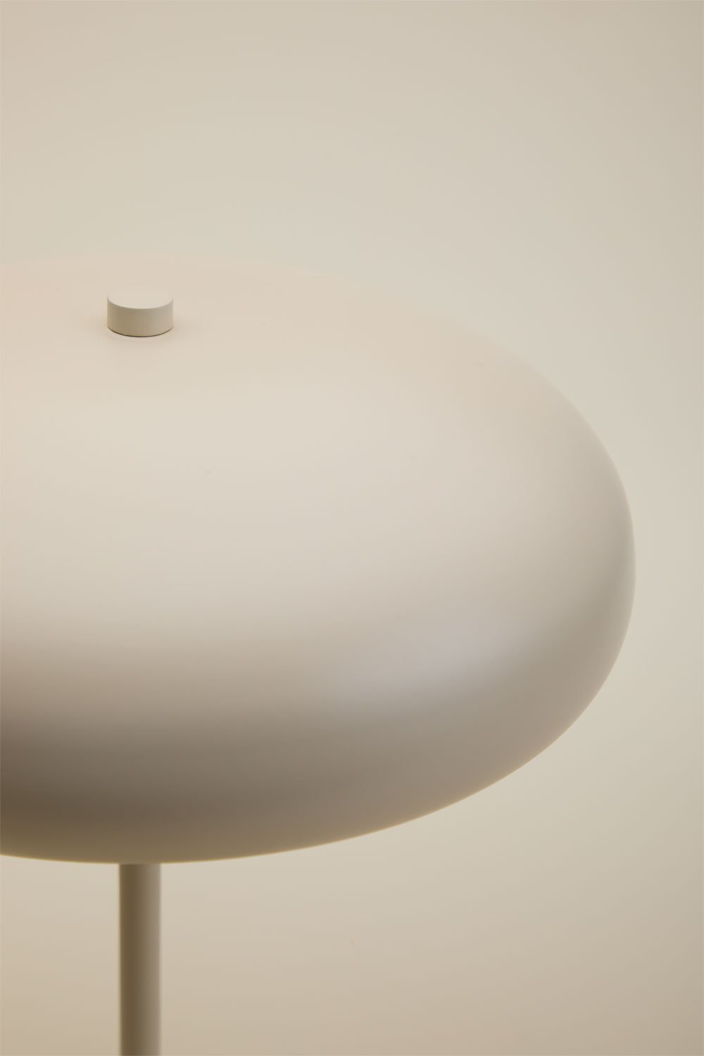 Hilma metal table lamp, gallery image 4