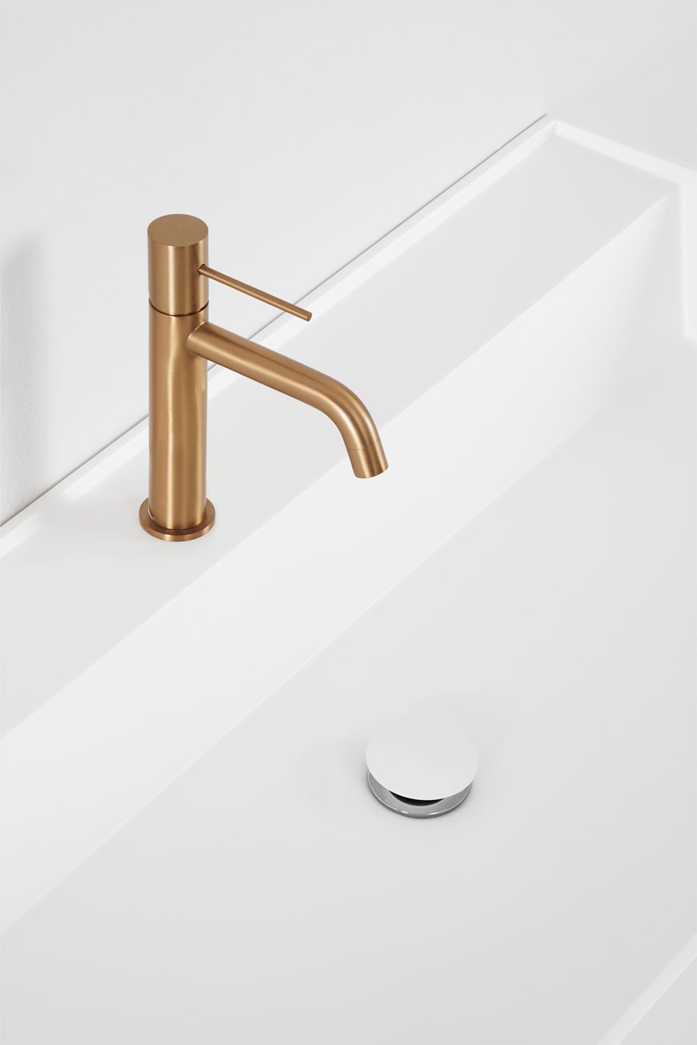 Bathroom furniture set in wood and ash veneer with integrated Ona washbasin, gallery image 7