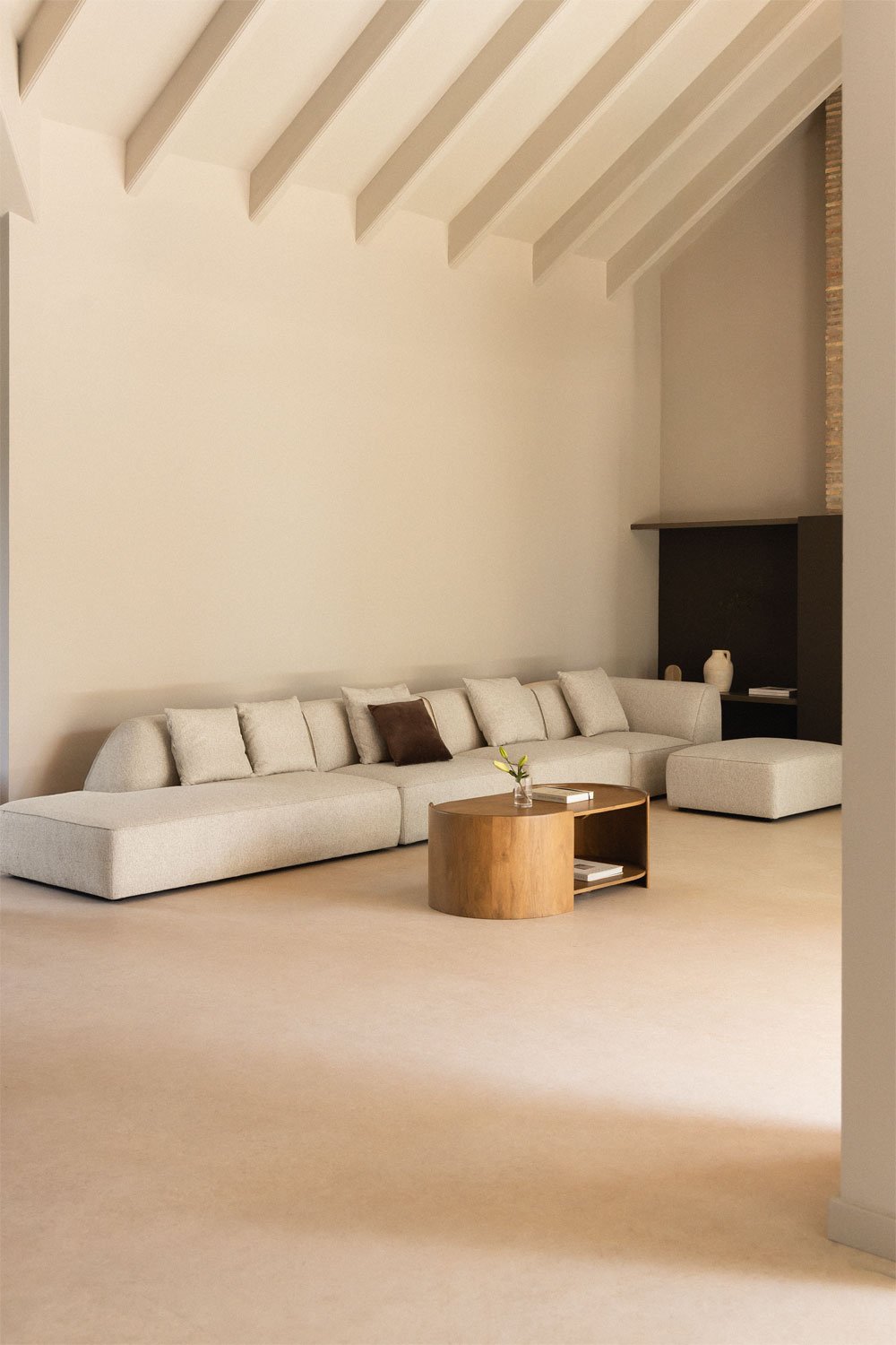 Cardea 4-piece modular corner sofa with left-hand chaise and upholstered pouf, gallery image 1