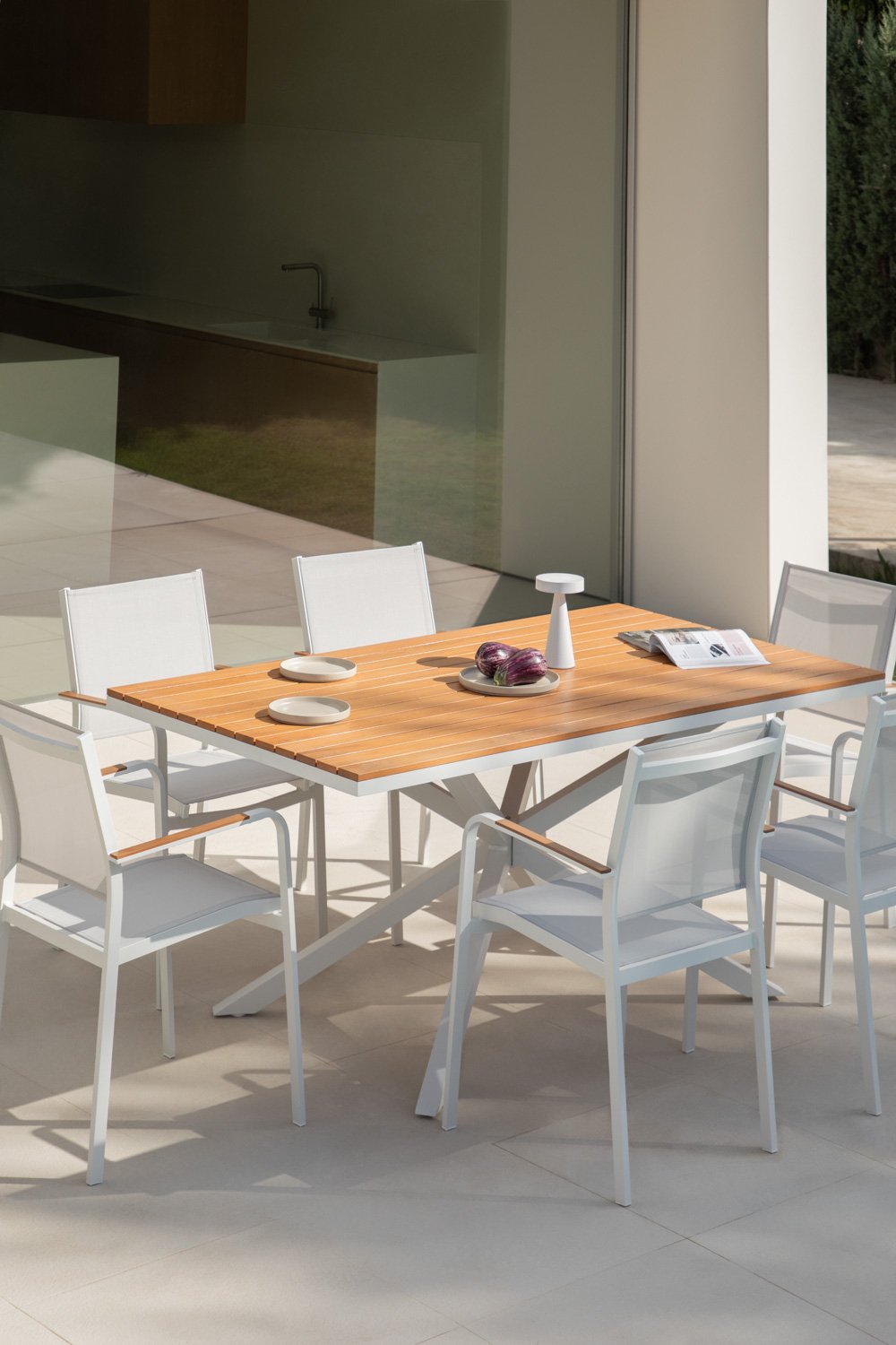 Rectangular garden table 180x100 cm in aluminum and wood Archer, gallery image 1