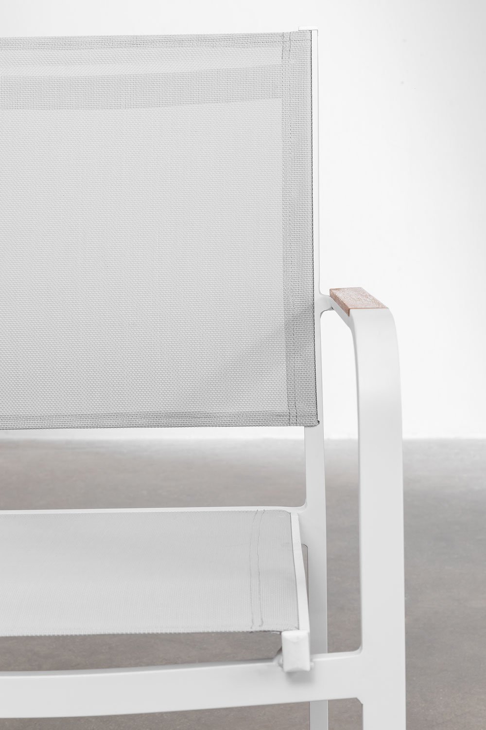 Set of rectangular table 260x110 cm in aluminum and teak wood Inkeri and 10 garden chairs in aluminum Archer, gallery image 8