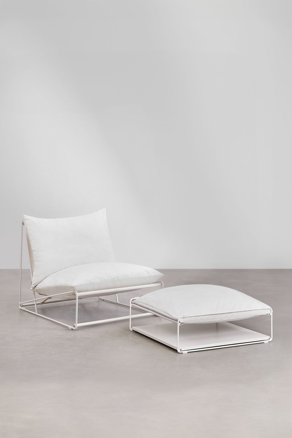 Amaro garden set with armchair and convertible pouf, gallery image 3