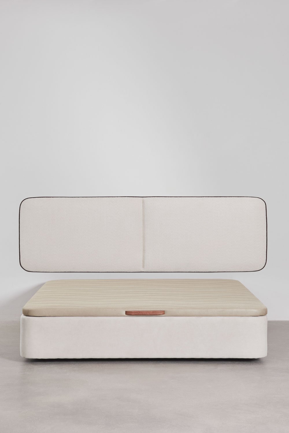 220 cm Romeo bouclé headboard, gallery image 9
