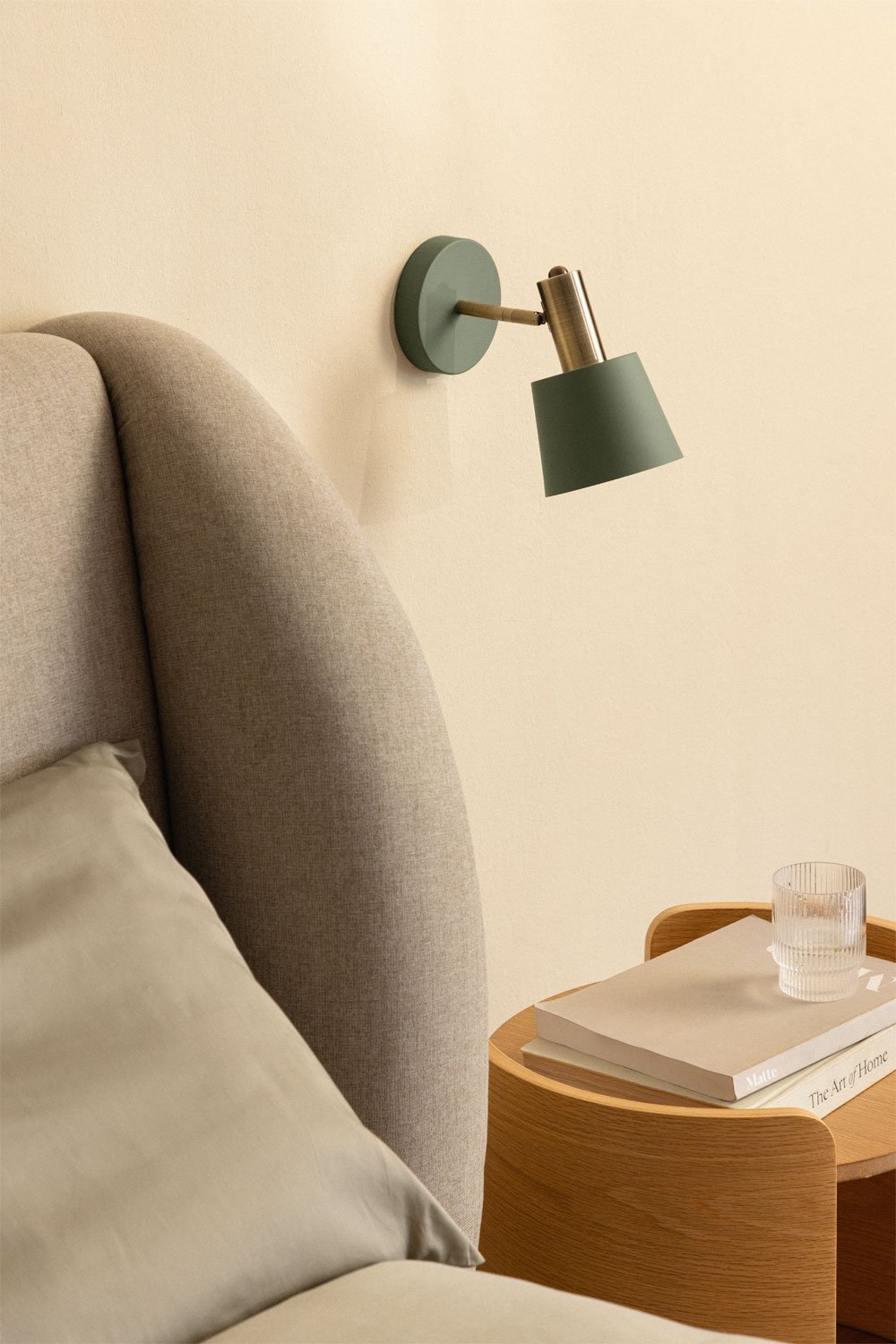 Agueda iron wall lamp, gallery image 1