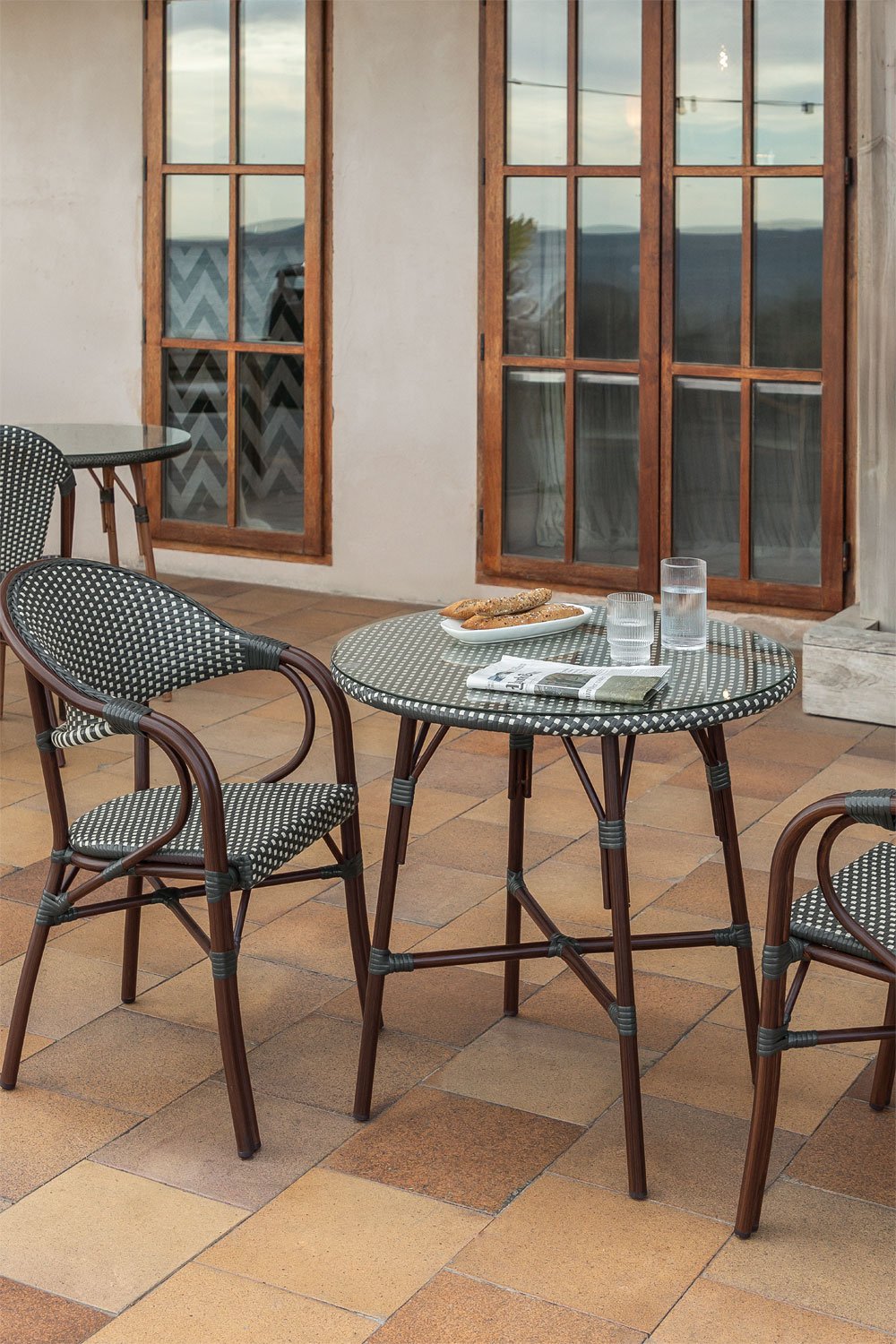 Round garden table Ø80 cm in aluminum and synthetic rattan Brielle Bistro, gallery image 1