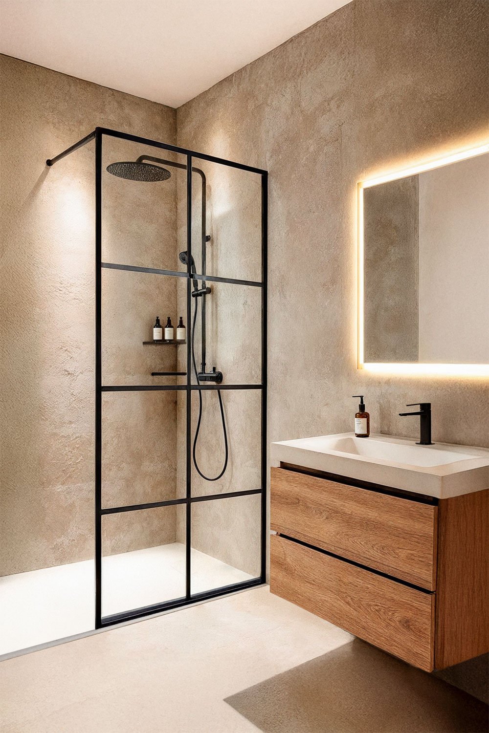 Fixed shower screen with checkered pattern, 8 mm tempered glass and Camden aluminum, gallery image 1