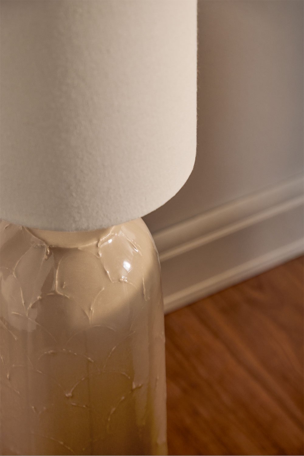 Floor lamp in ceramic and linen Cinnamon, gallery image 2