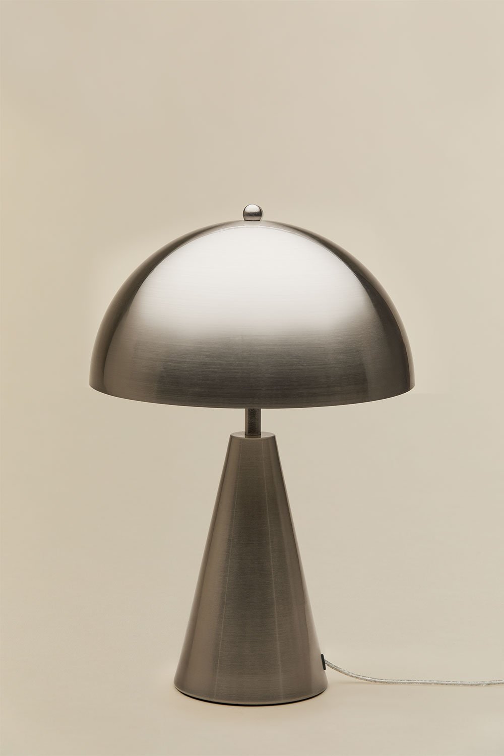 Jaliya iron table lamp, gallery image 3