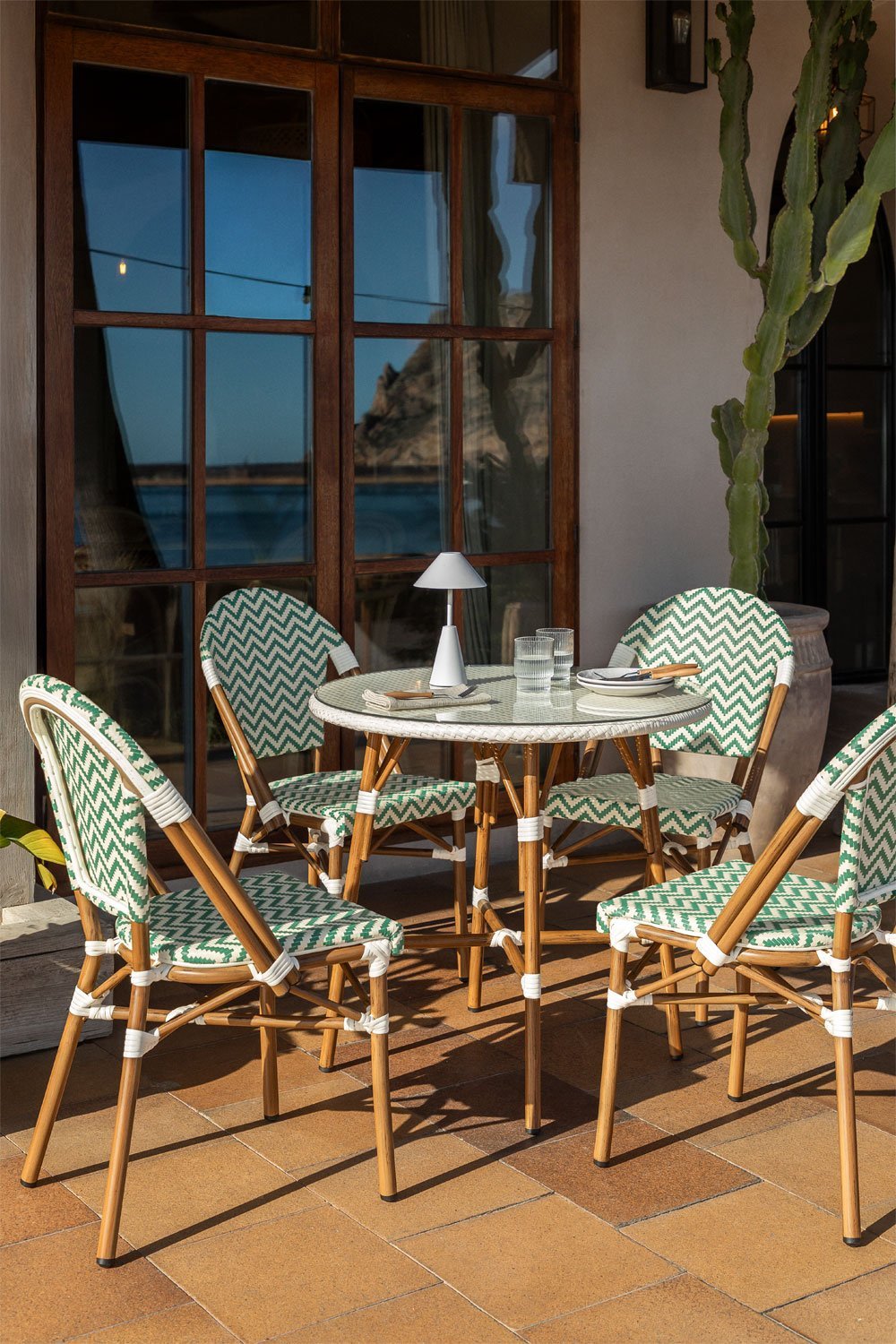 Brielle Bistro round table set (80 cm diameter) and 4 stackable aluminum garden chairs, gallery image 1
