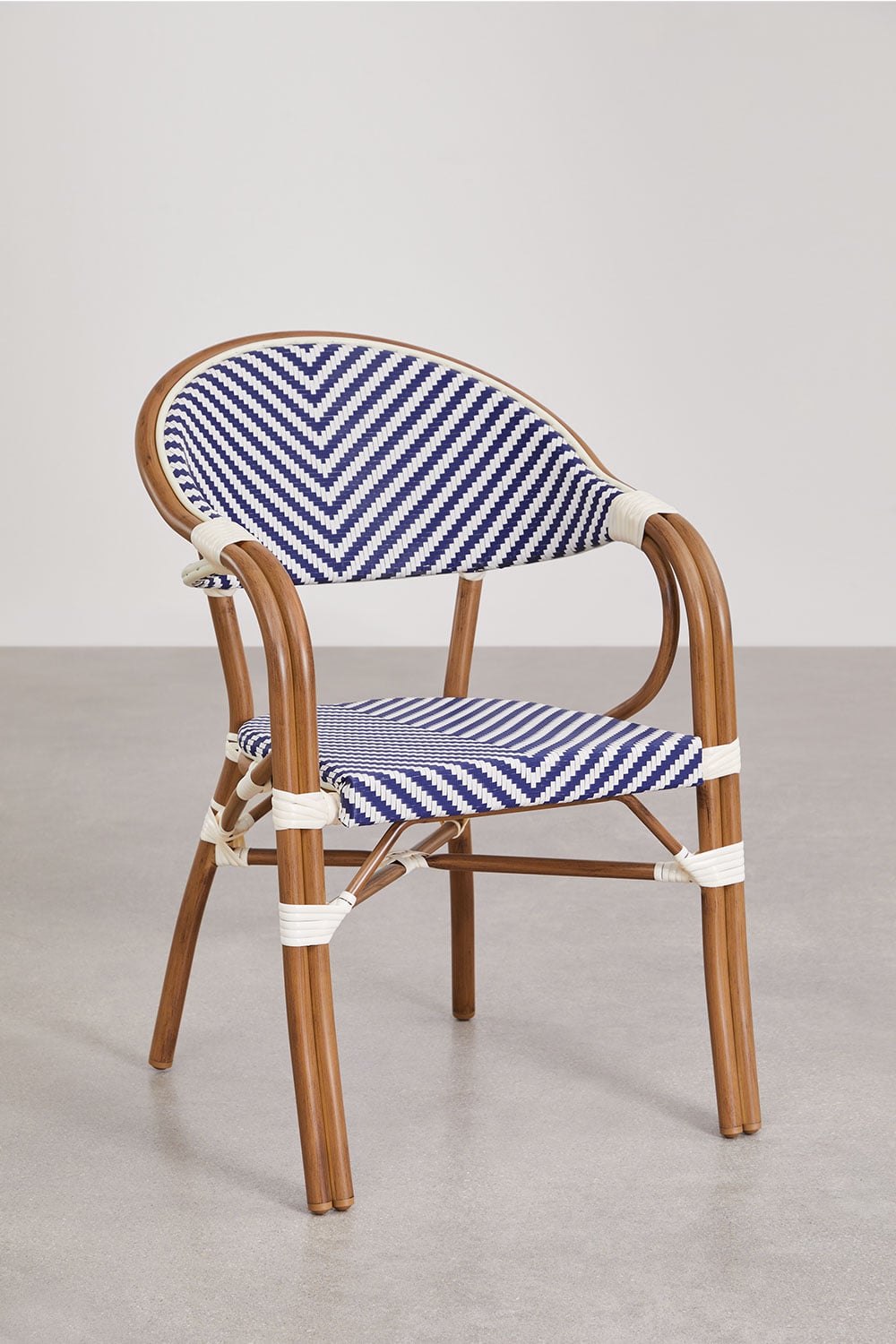 Pack of 4 Brielle Bistro aluminum stackable garden chairs with armrests, gallery image 2