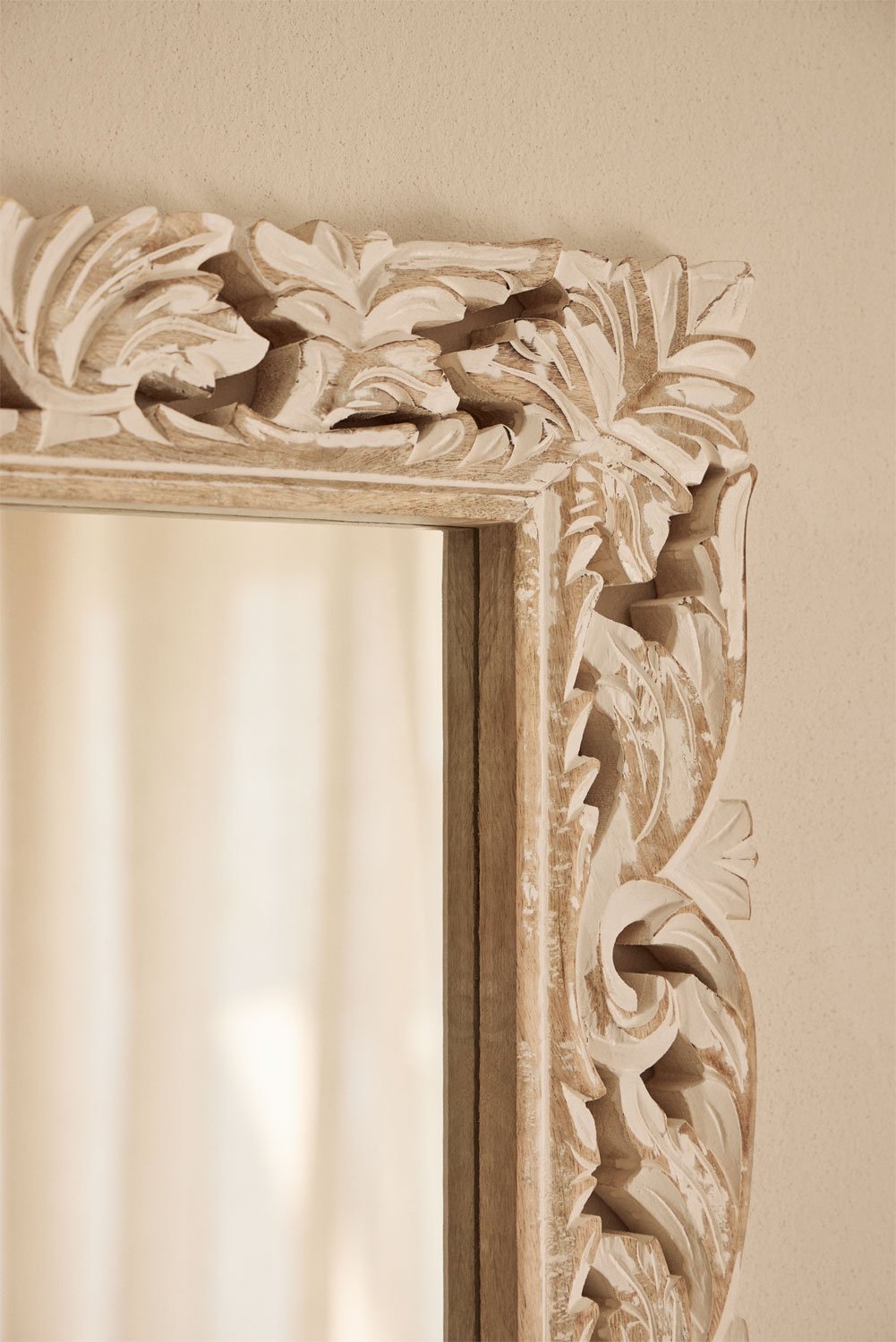 Rectangular wall mirror in Arnas mango wood, gallery image 2