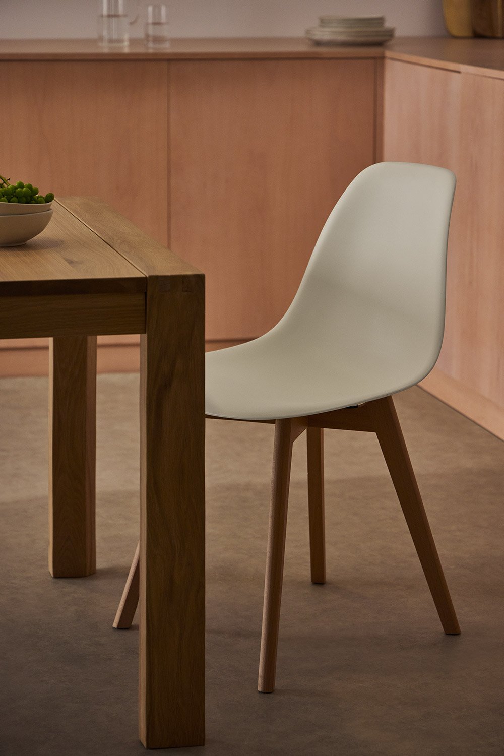 Scand Nordic dining chair set of 4 in polypropylene and beech wood, gallery image 1