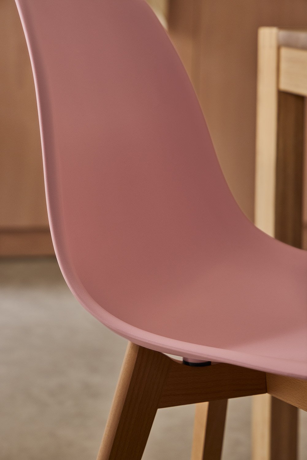 Scand Nordic dining chair set of 4 in polypropylene and beech wood, gallery image 2