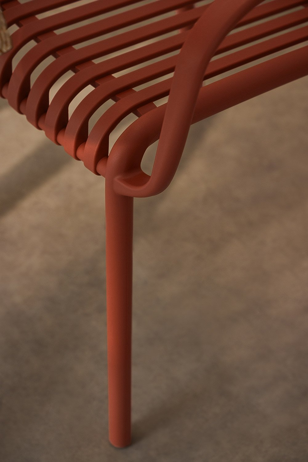 Pack of 4 Wendell polypropylene dining chairs with armrests, gallery image 2