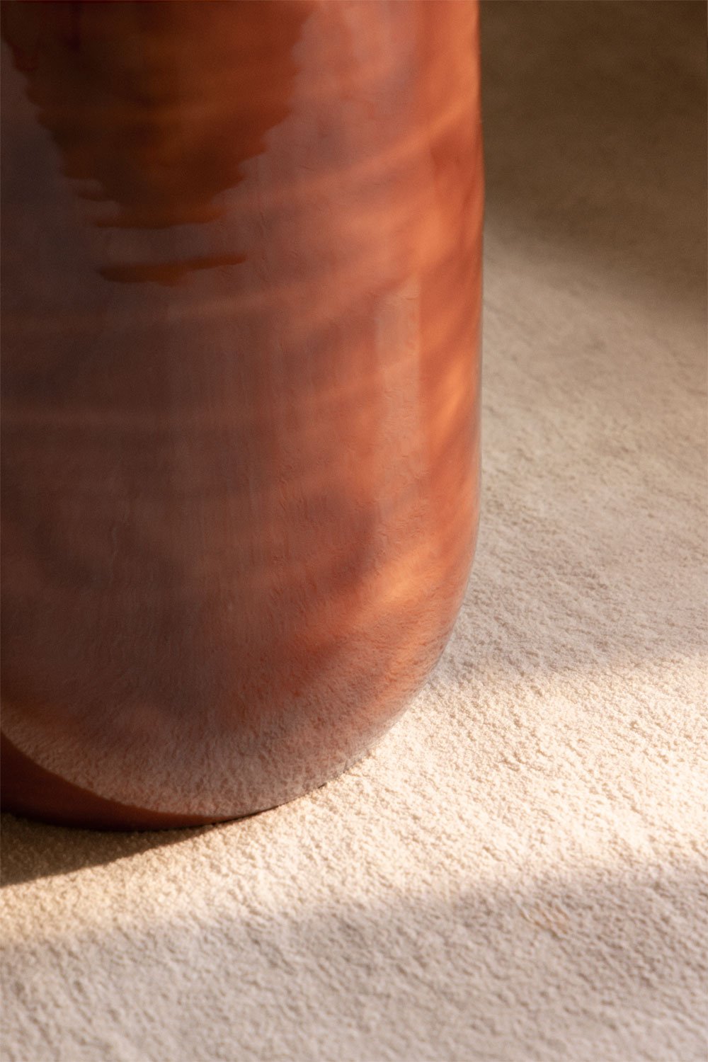 Round iron side table Truax, gallery image 2