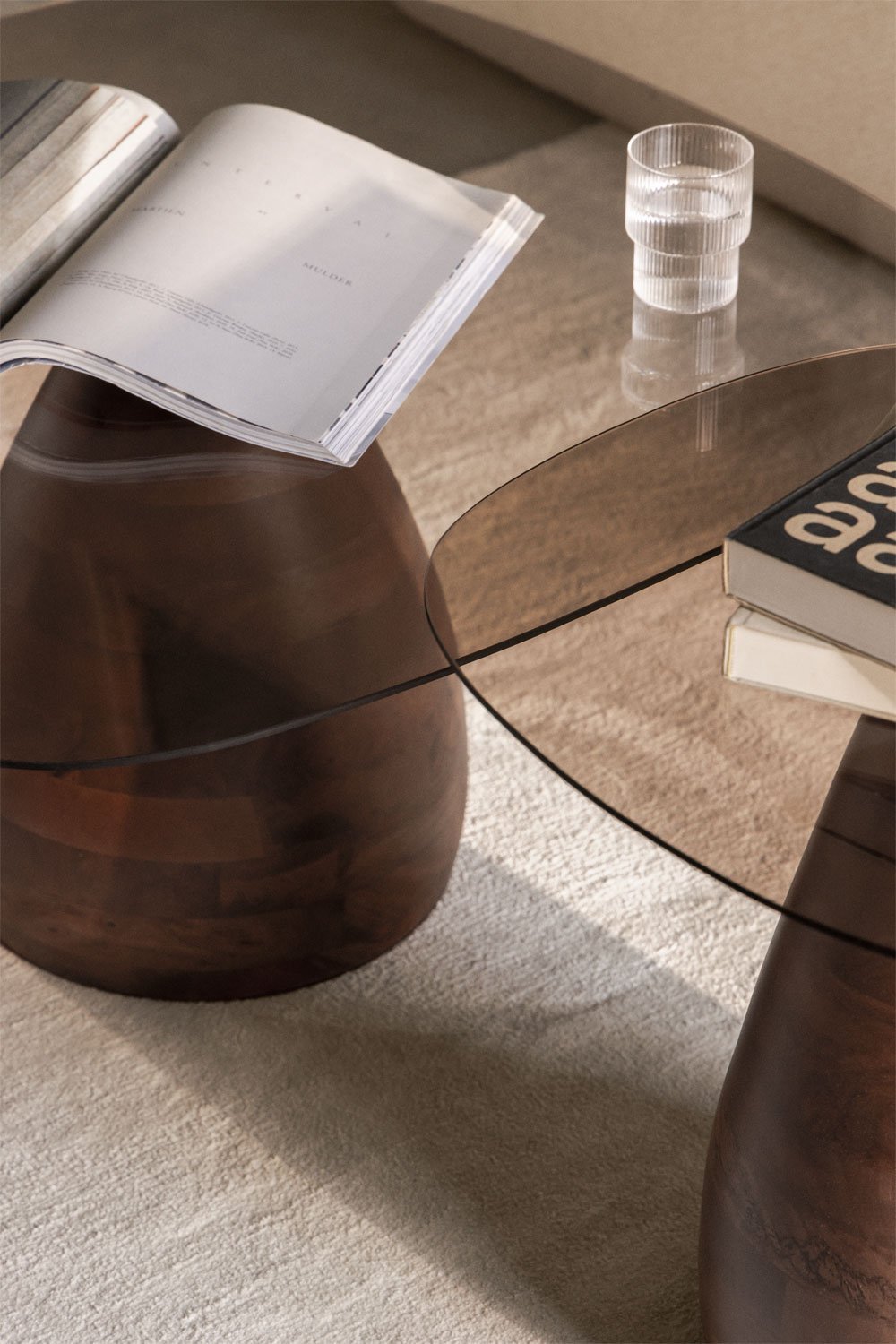 Set of 2 square coffee tables in mango wood and Mariana glass, gallery image 2