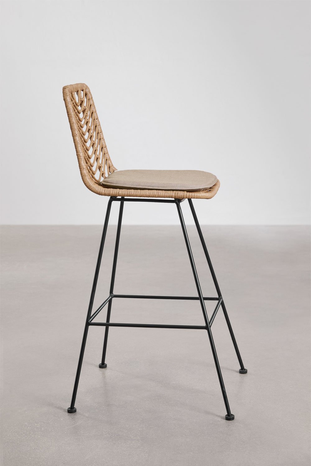 High garden stool in Gouda Natural synthetic rattan, gallery image 2