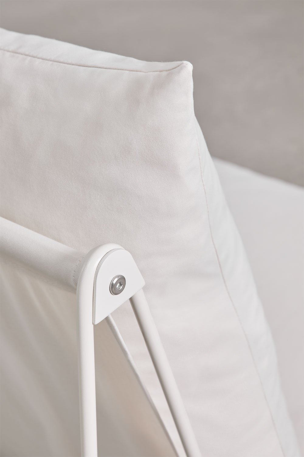 Amaro 3-piece modular sofa garden set with convertible side table and pouf, gallery image 2