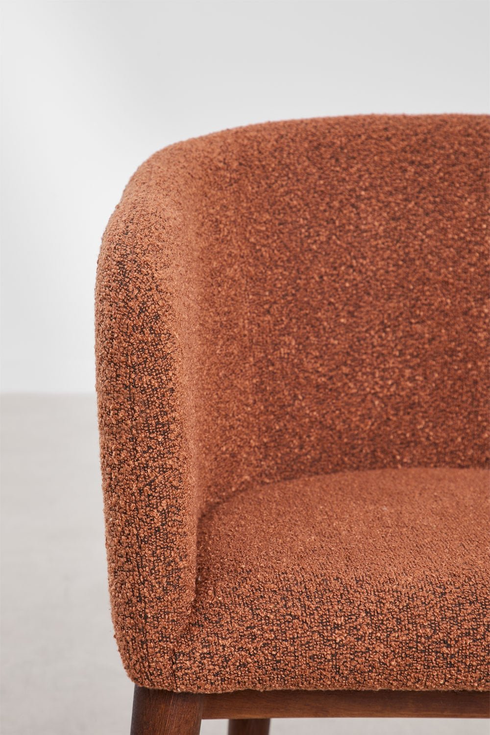 Pack of 4 Bunia upholstered dining chairs with armrests, gallery image 6