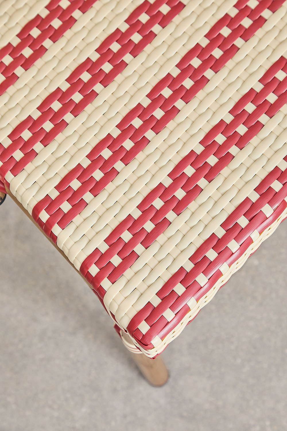 Pack of 2 Brielle Bistro aluminum stackable dining chairs, gallery image 6